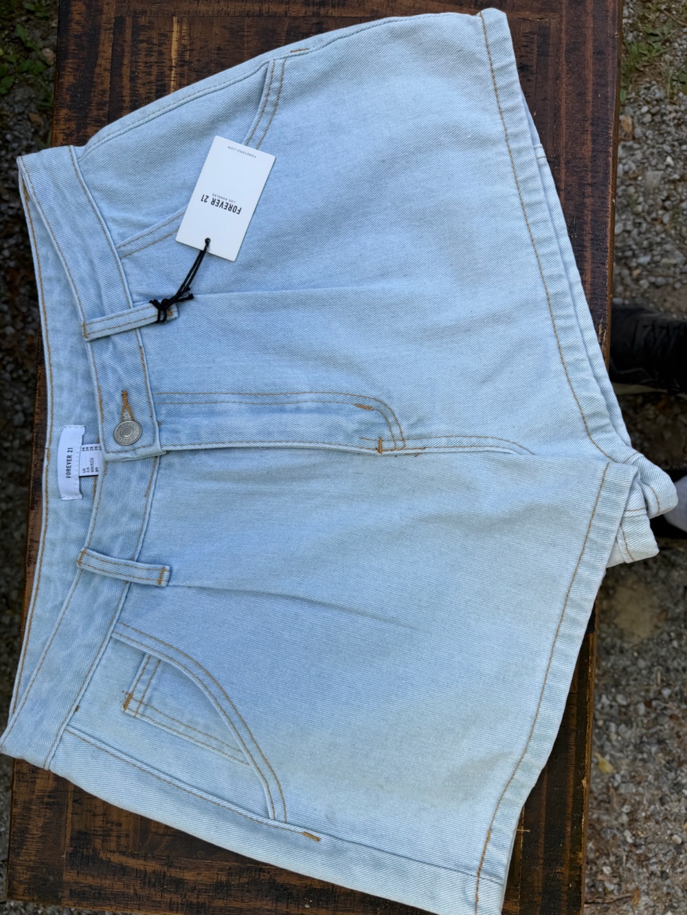 Forever 21 Light Wash Pleated High-Rise Denim Shorts